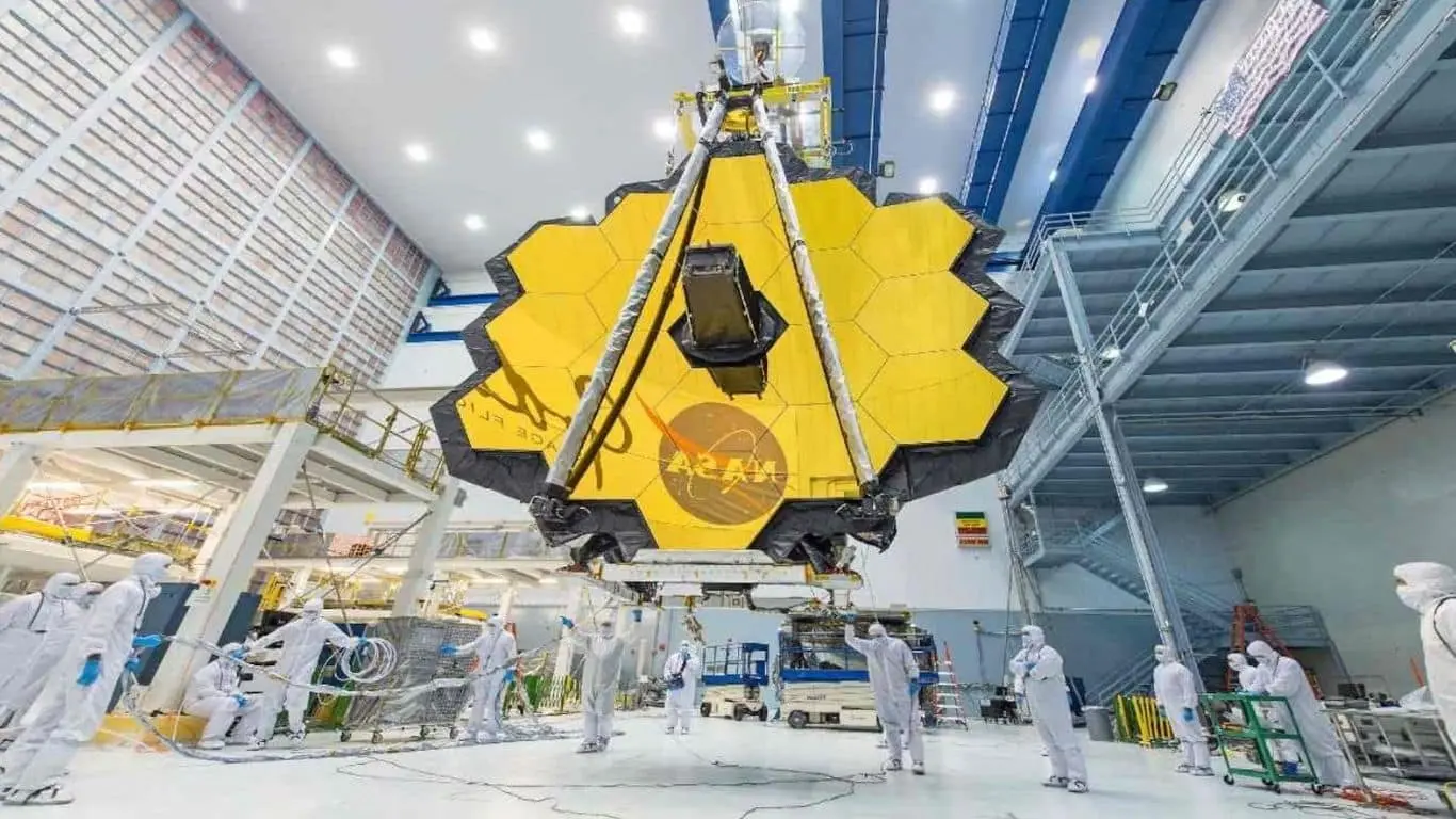 Major Historical Events on December 25 - Today in History - 2021: Launch of the James Webb Space Telescope