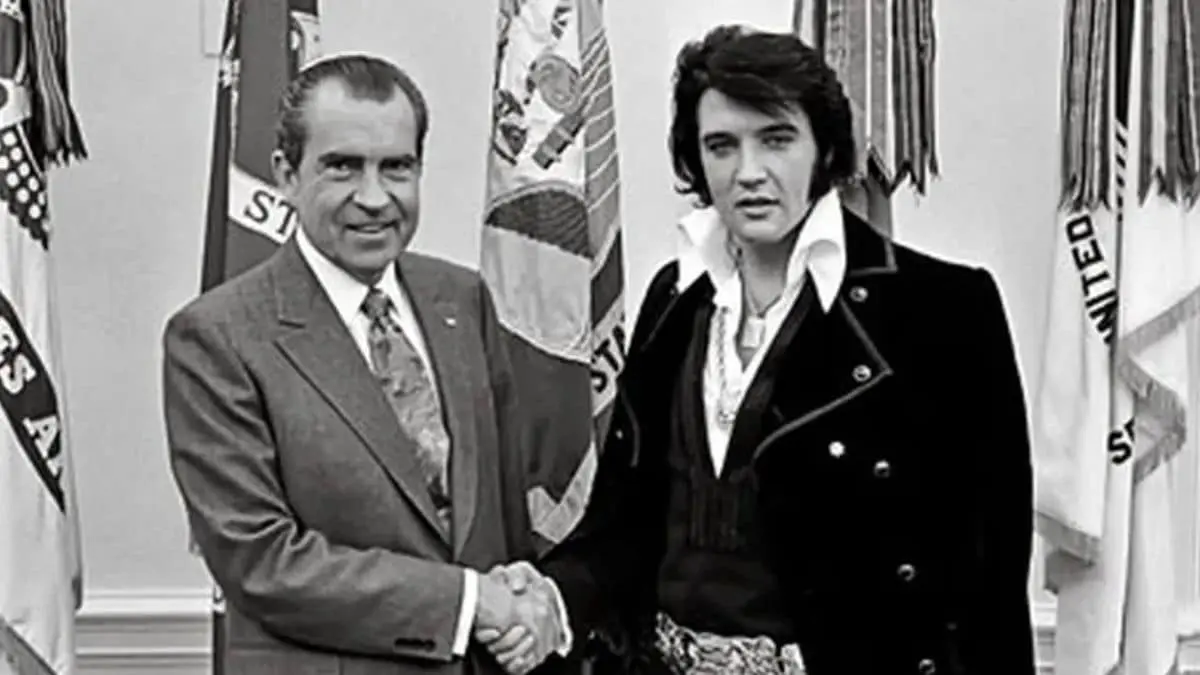 Major Historical Events on December 21 - Today in History - 1970 Elvis Meets Nixon
