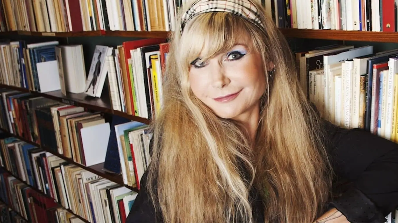 10 Must-Read Authors whose name starts with U - Unni Drougge