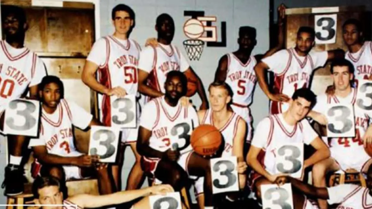 1992: Highest Scoring NCAA Basketball Game