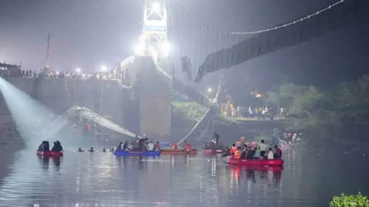 Major Historical Events on March 3- Today in History - 2005: Rochfort Bridge Tragedy