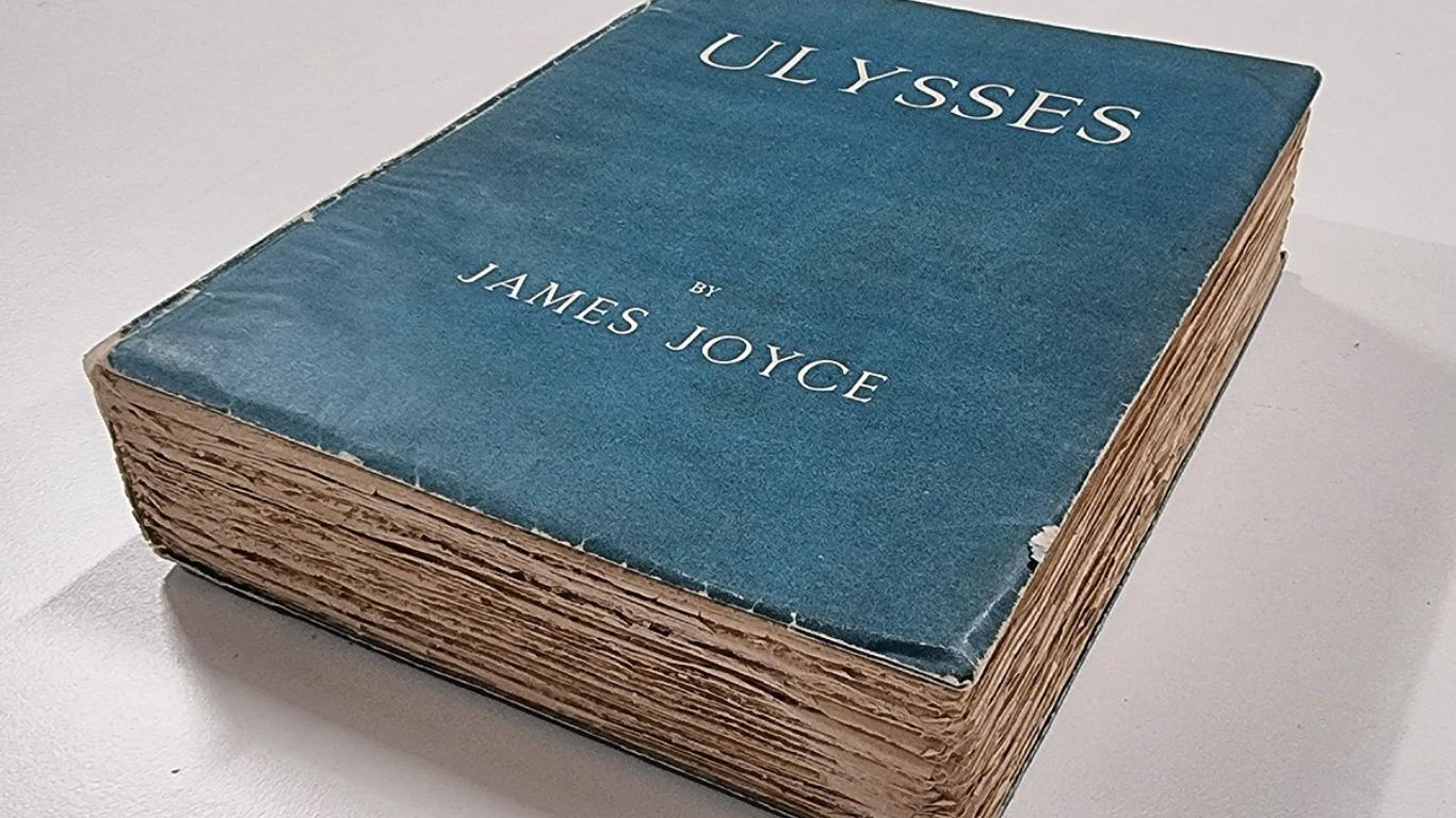 2 फ़रवरी की प्रमुख ऐतिहासिक घटनाएँ - इतिहास में आज का दिन - 1922: "यूलिसिस" का प्रकाशन