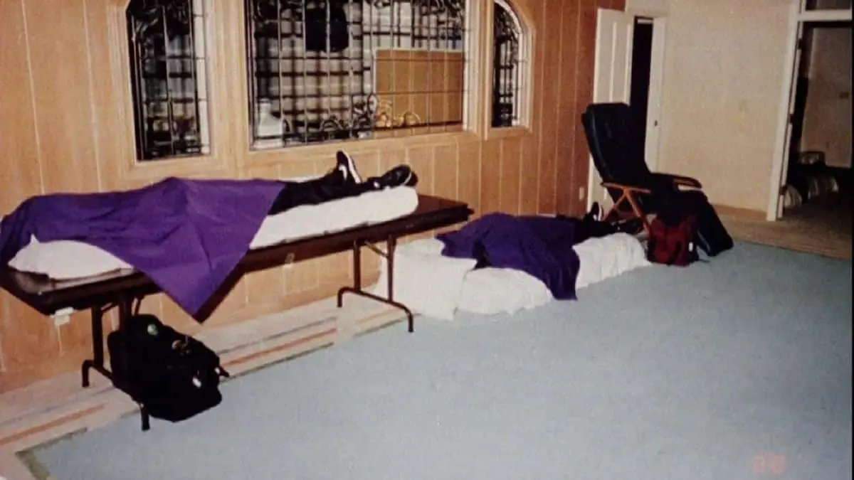 Major Historical Events on March 26- Today in History - 1997 - Heaven's Gate Suicides