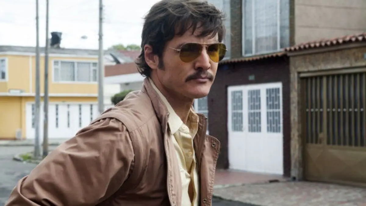 Narcos (2015-2017) - IMDb Rating: 8.8/10