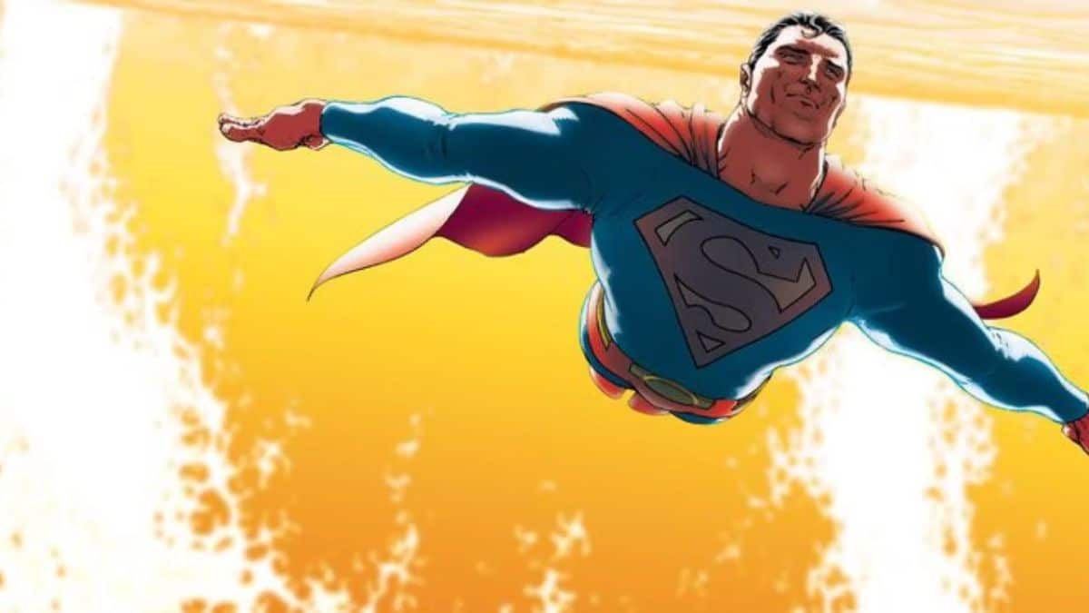 How does Earth's yellow sun increase Superman's strength?