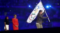 Tom Cruise amazed everyone with an 'epic stunt' during the Olympics closing ceremony