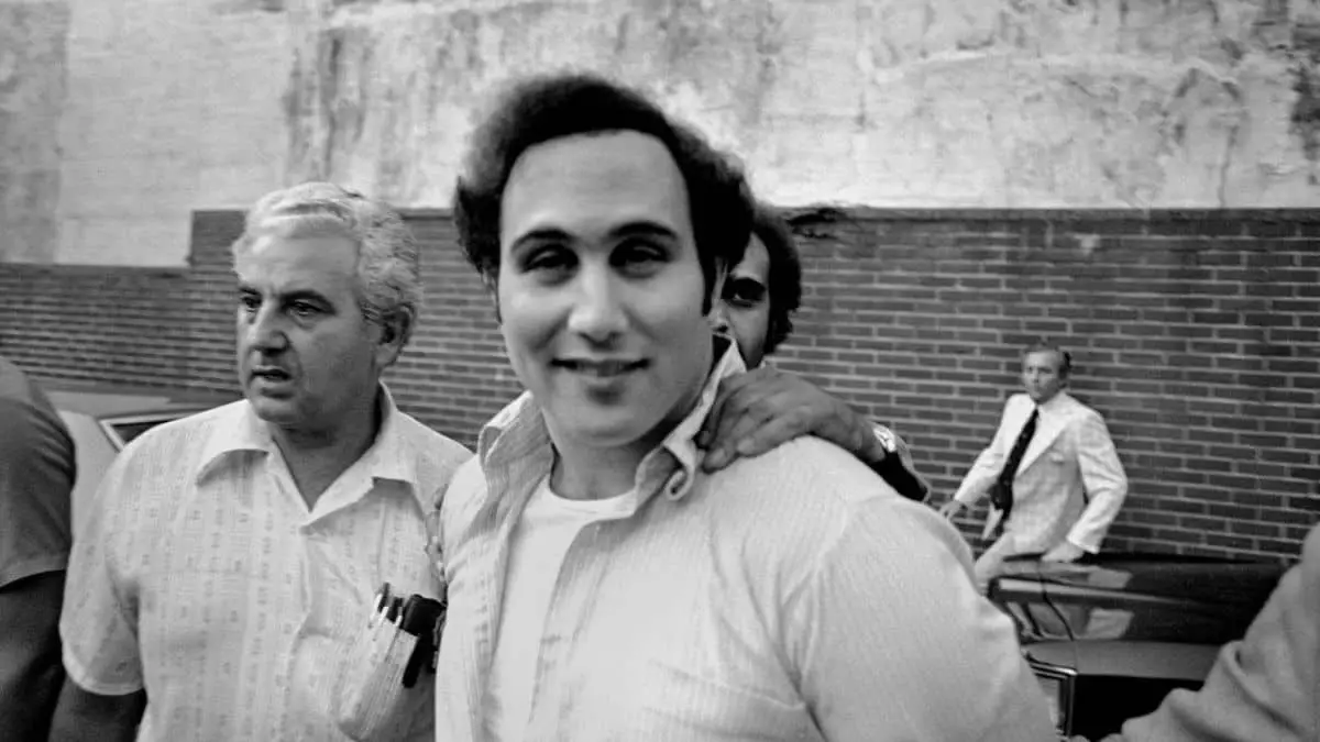 The Arrest of David Berkowitz: The 'Son of Sam' Killer - 1977 AD - Major Historical Events on August 10