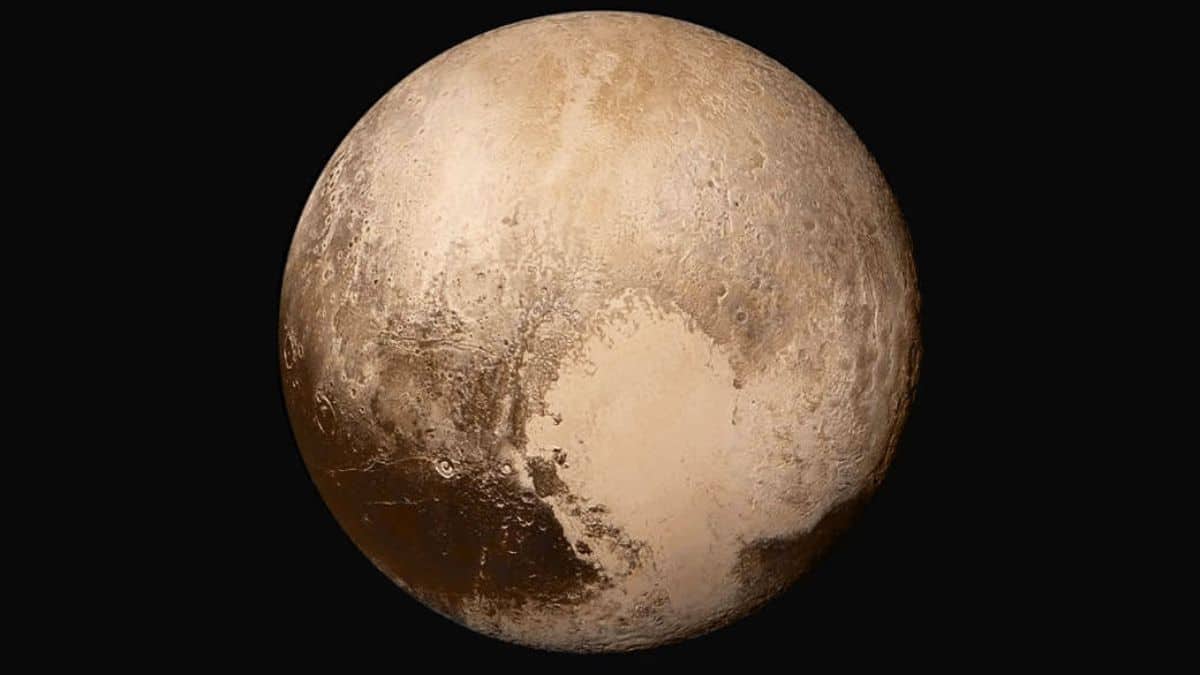 Major Historical Events on August 24 - Pluto's Reclassification - 2006 AD