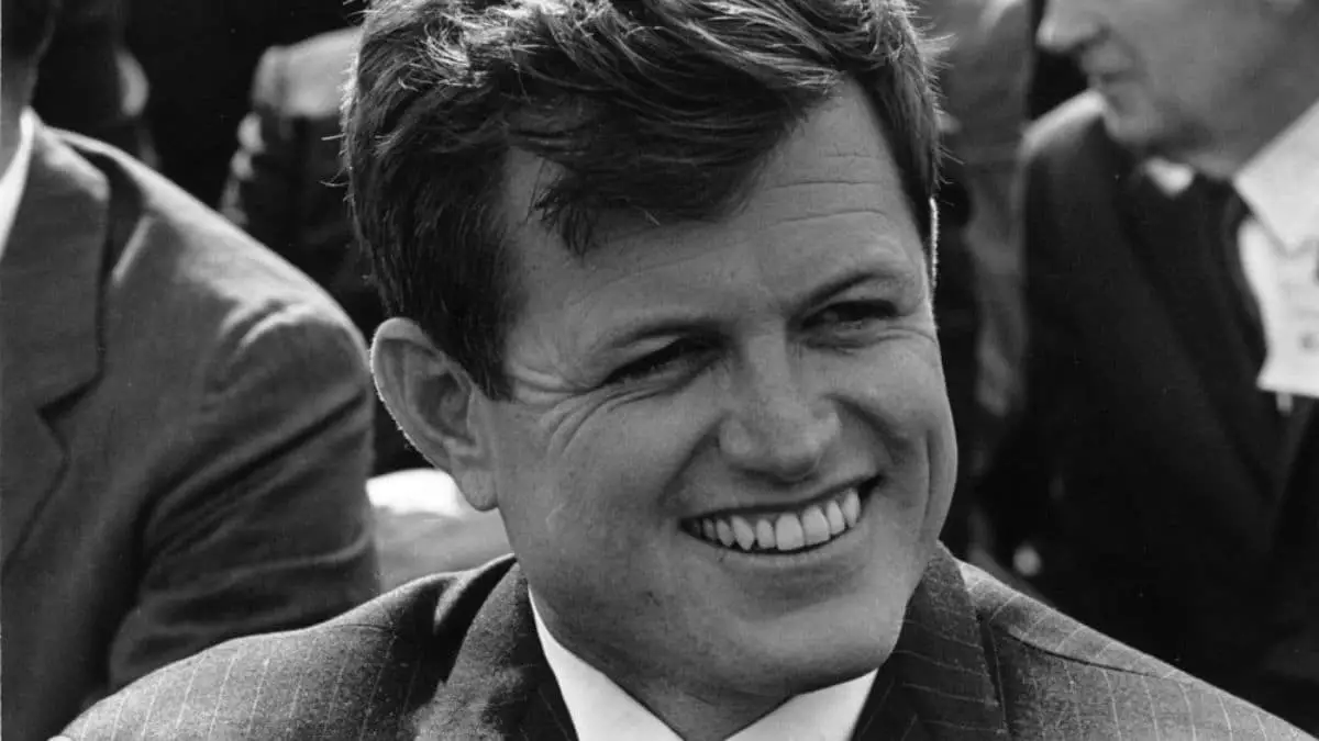 Major Historical Events on August 25 - The Passing of Ted Kennedy: End of an Era - 2009 AD