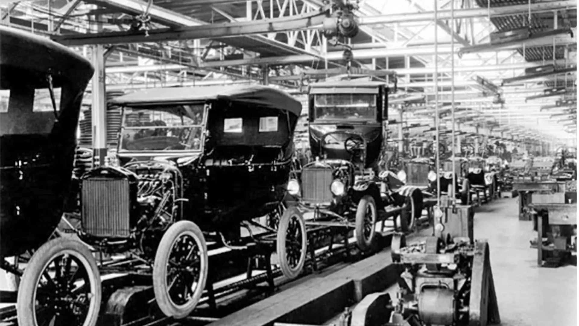 First Moving Assembly Line by Ford - 1913 AD