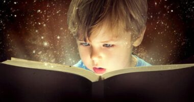 How Book Reading Can Spark Creativity and Imagination?