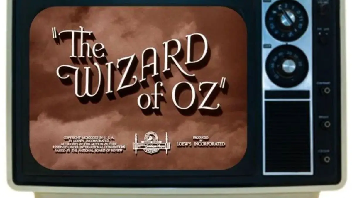 Major Historical Events on November 3 - The Wizard of Oz Becomes a TV Classic - 1956 AD