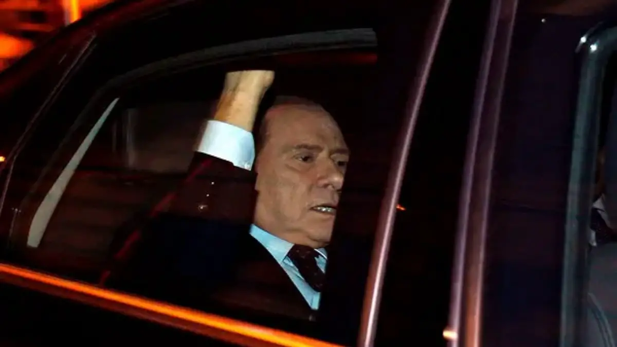 Berlusconi Resigns Amid Italy's Financial Crisis - 2011 AD