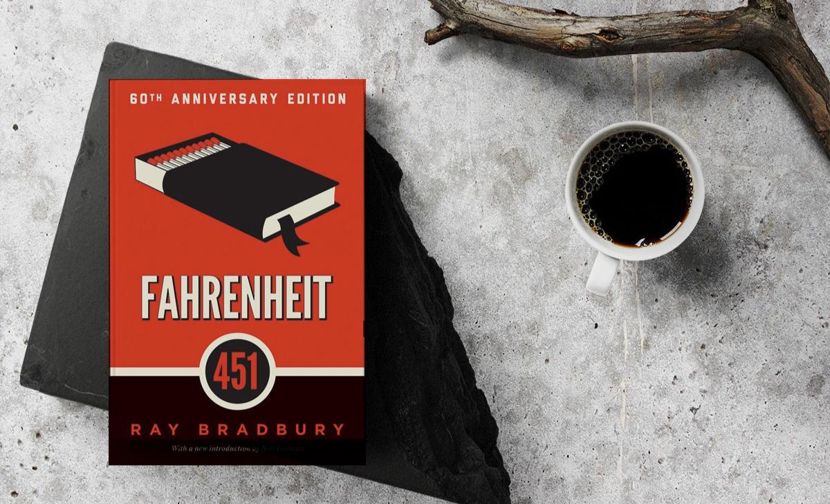 What makes Fahrenheit 451 a must-read?