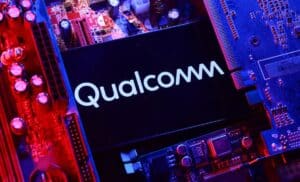Qualcomm Enters AI Data Center Race with New AI200 and AI250 Chips (2)