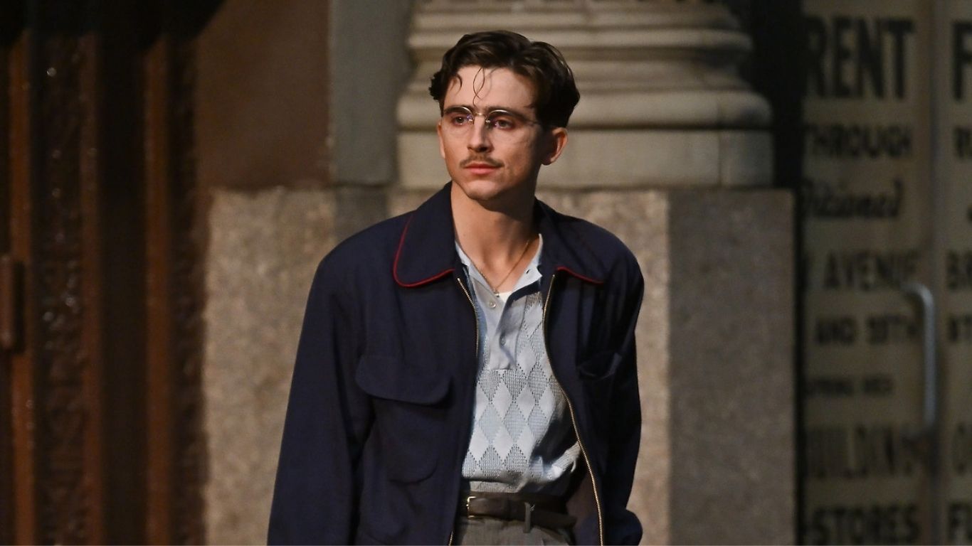 “Marty Supreme” Review: A Maniacally Brilliant Anti-Sports Odyssey