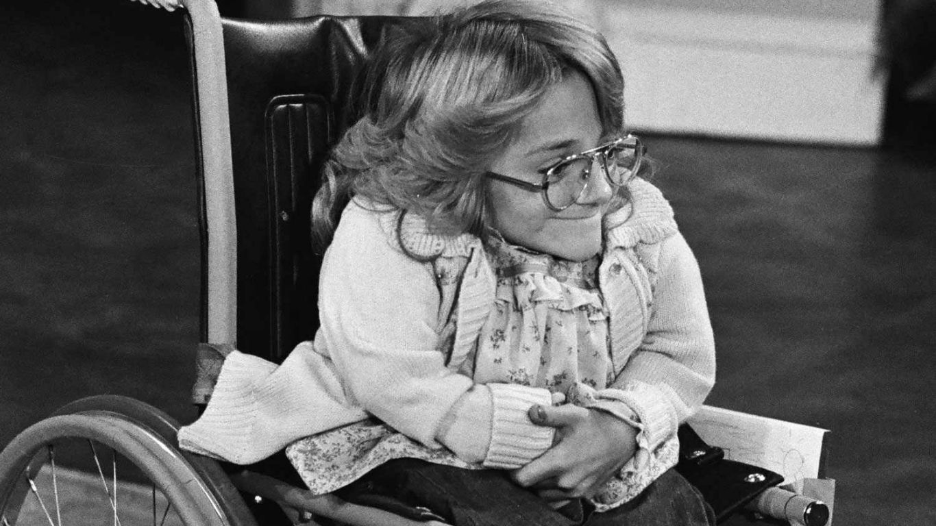 ‘Diff’rent Strokes’ Actress Melanie Watson Dies at 57 (2)