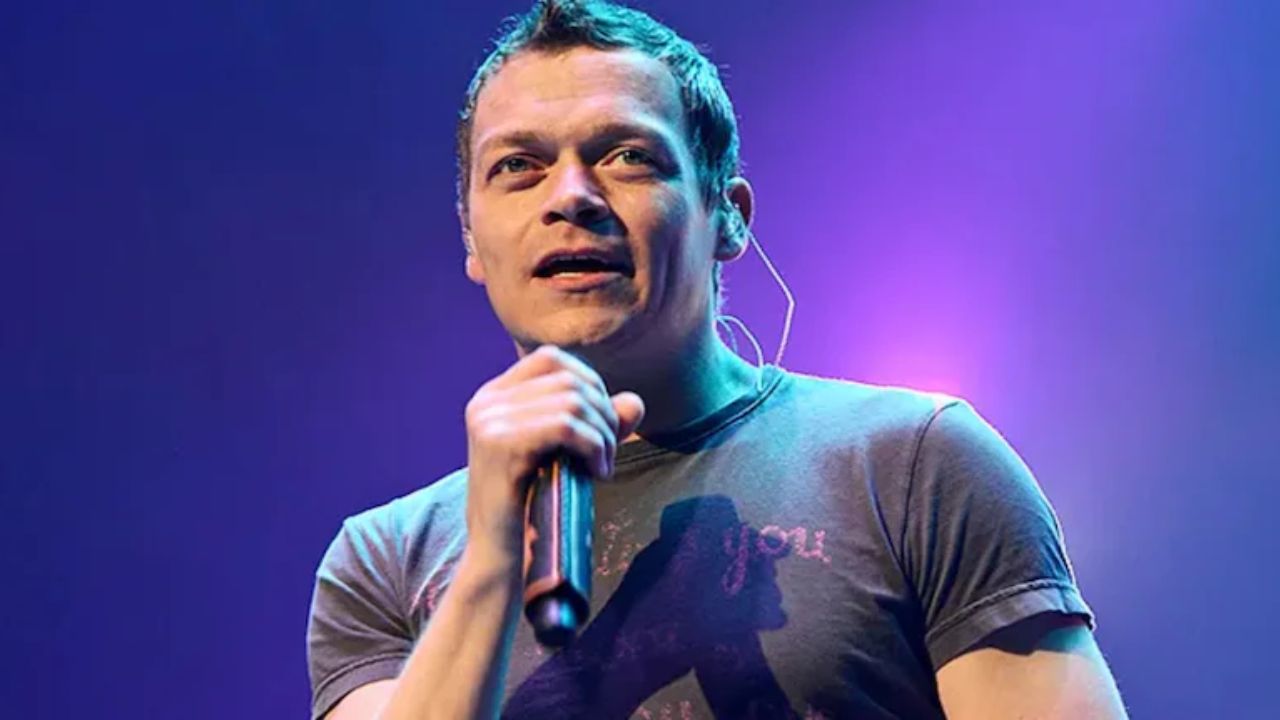 Brad Arnold, Voice of 3 Doors Down, Dies at 47 After Battle With Stage 4 Cancer (2)